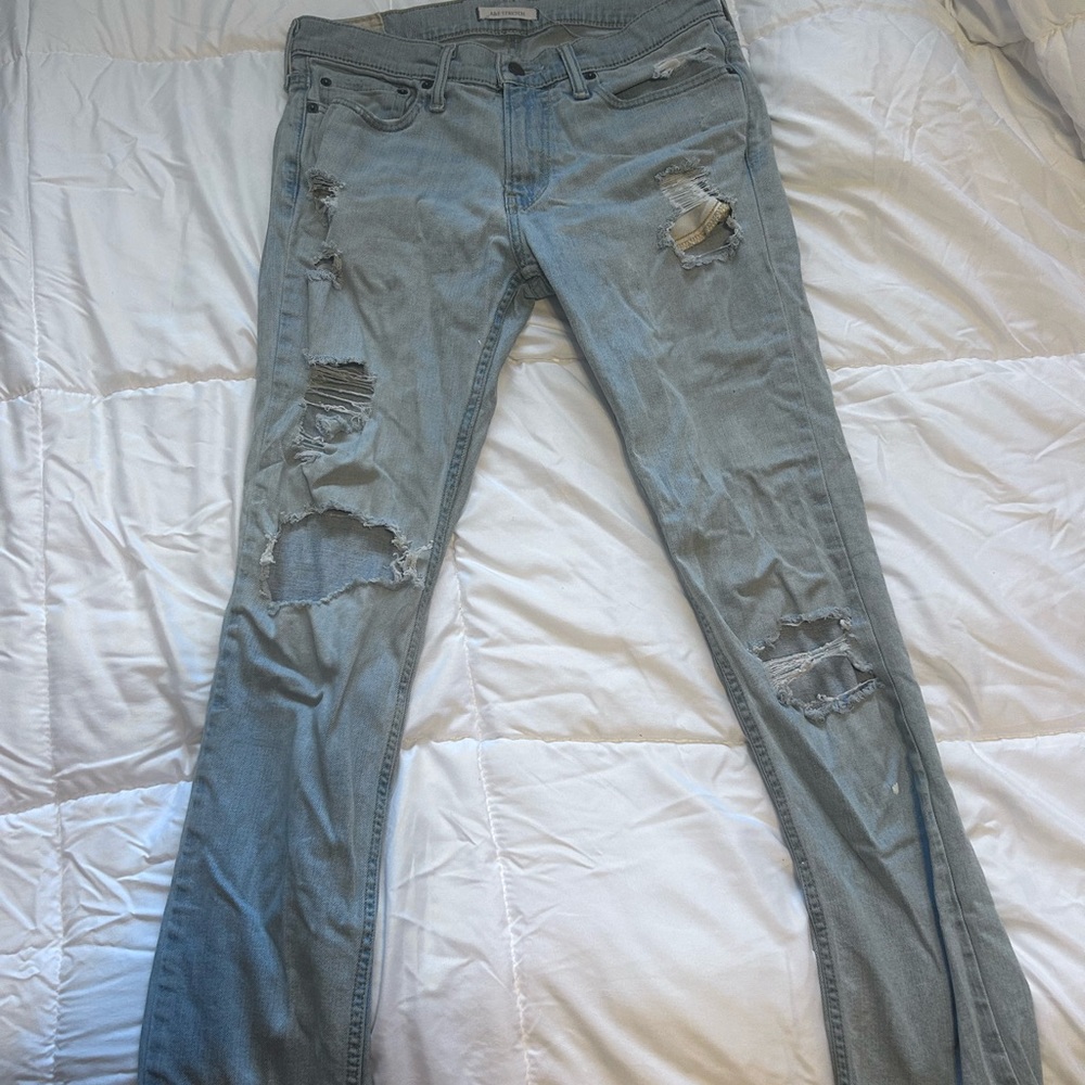 Abercrombie & Fitch Mens Ripped Skinny Jean